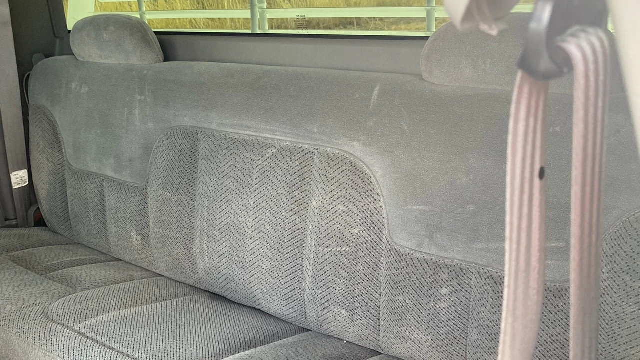 1997 Chevrolet C/K 4th Gen - Image 4 of 11