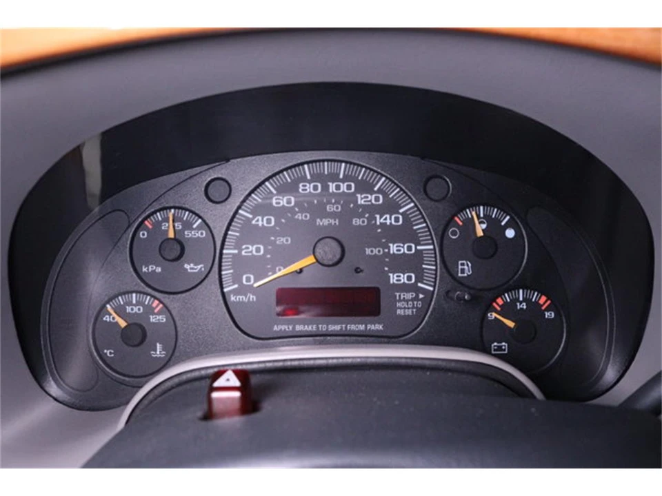 1997 Chevrolet Astro - Image 11 of 31
