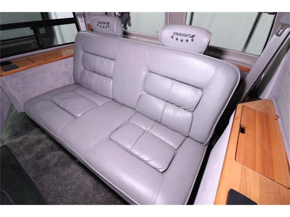 1997 Chevrolet Astro - Image 21 of 31
