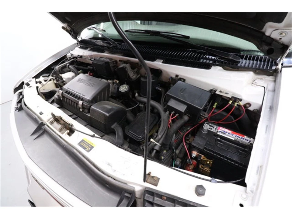 1997 Chevrolet Astro - Image 27 of 31