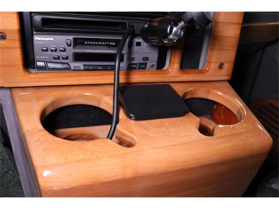 1997 Chevrolet Astro - Image 14 of 31