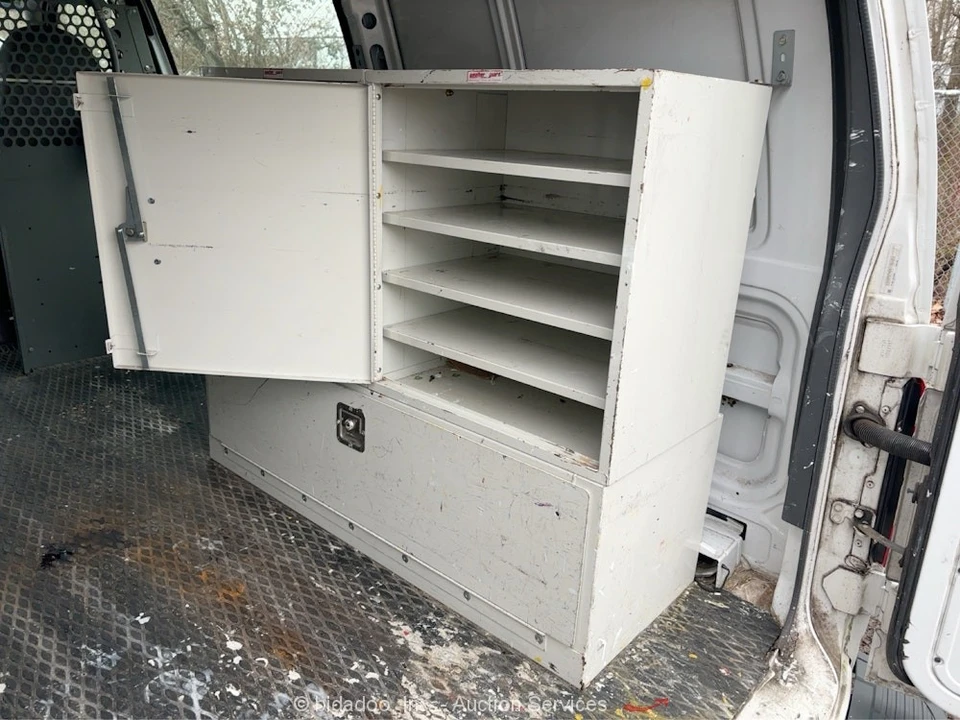 1997 Chevrolet Astro - Image 11 of 12