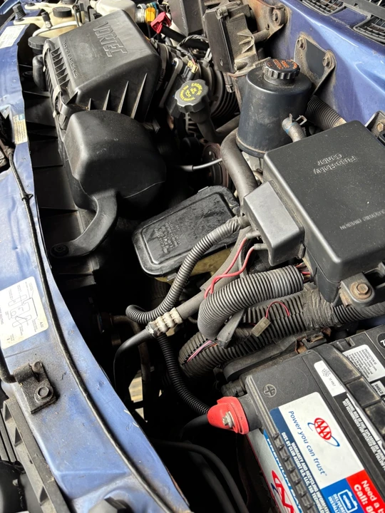 1997 Chevrolet Astro - Image 11 of 20