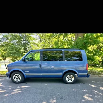 1997 Chevrolet Astro LS Minivan 3D