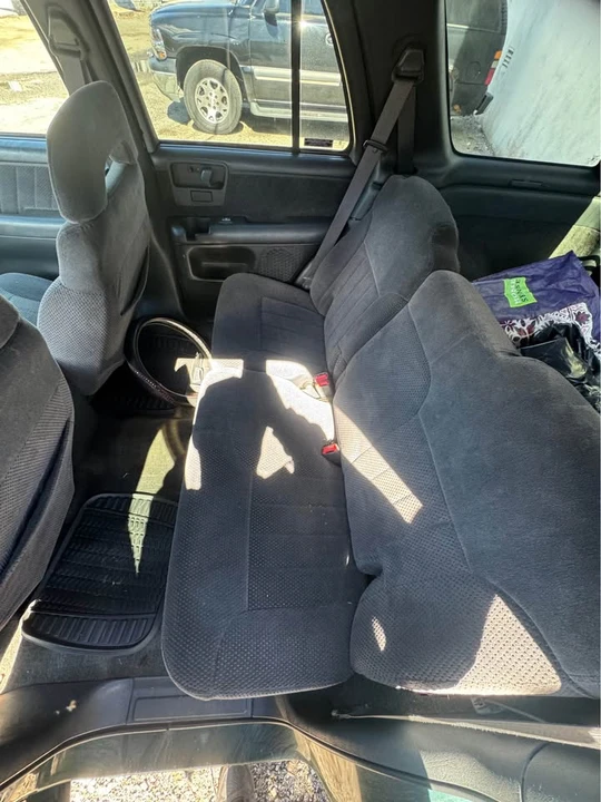 1997 Chevrolet Blazer - Image 6 of 9