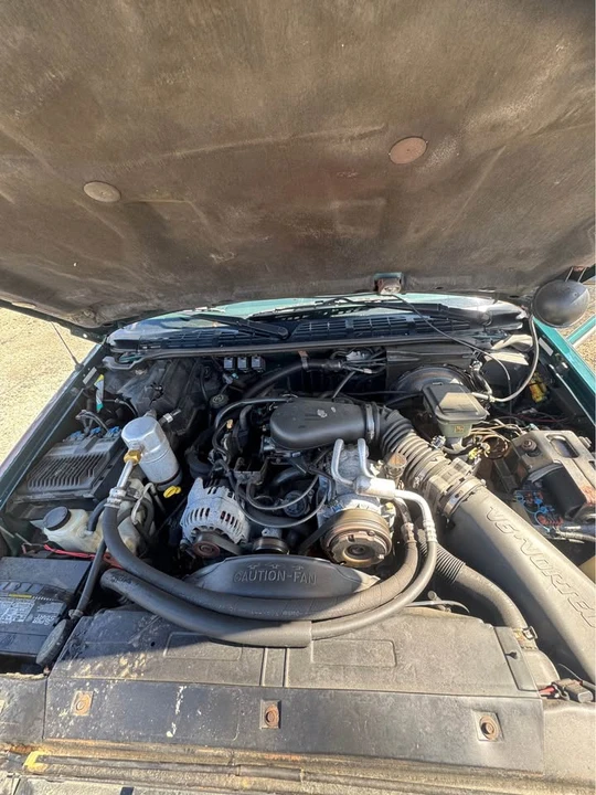 1997 Chevrolet Blazer - Image 8 of 9