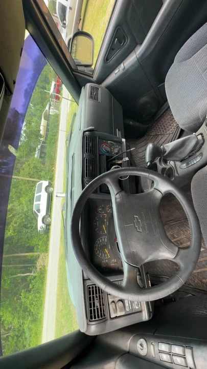 1997 Chevrolet Blazer - Image 6 of 6