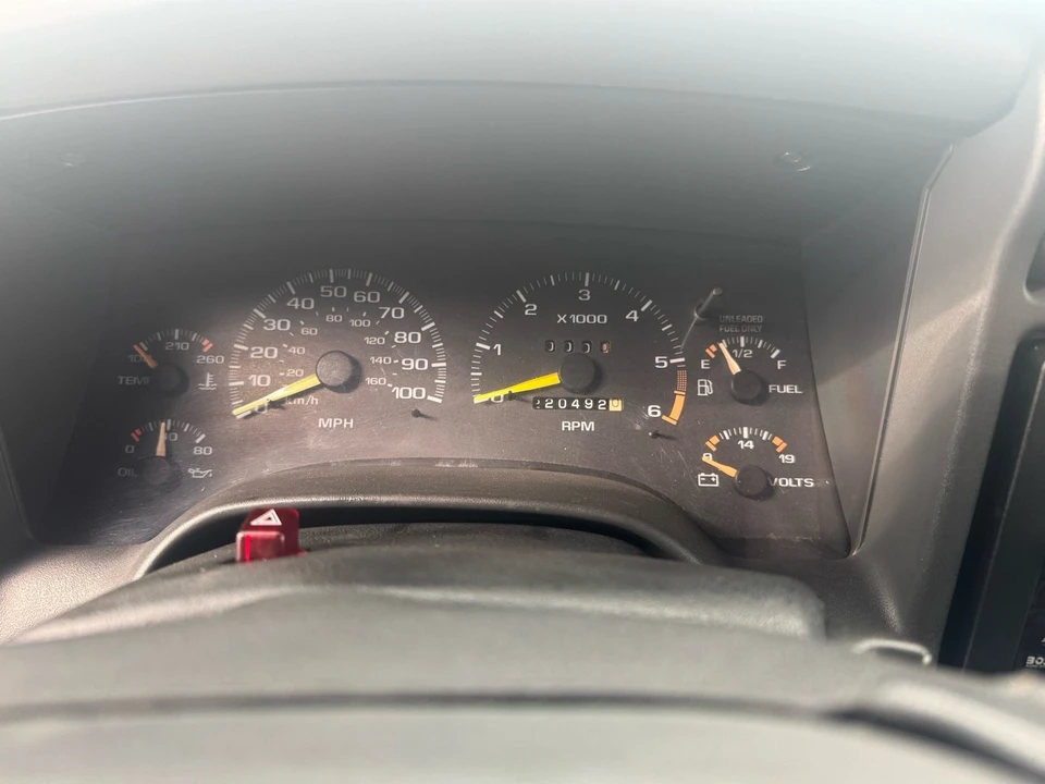 1997 Chevrolet S-10 Blazer 2nd Gen - Image 10 of 14