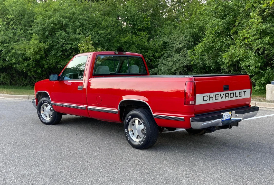 1997 Chevrolet C/K 4th Gen - Image 8 of 12