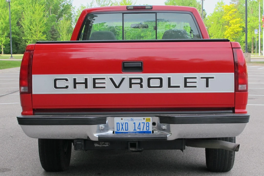 1997 Chevrolet C/K 4th Gen - Image 5 of 12
