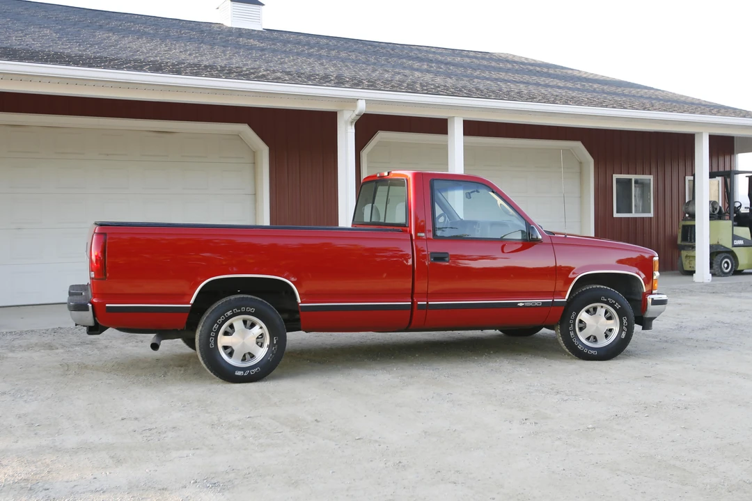 1997 Chevrolet C/K 4th Gen - Image 9 of 12