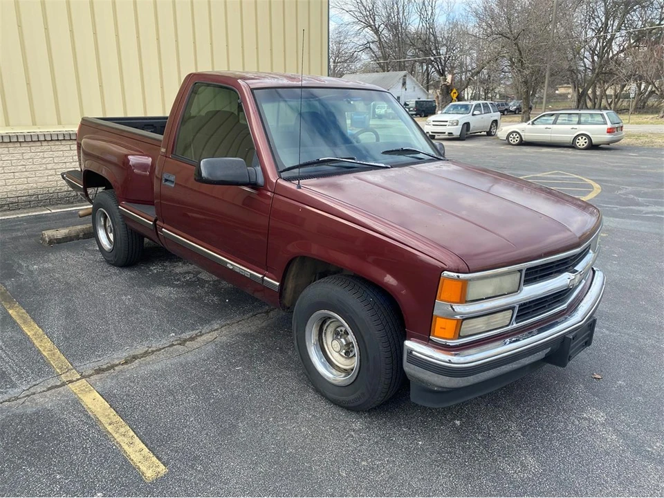 1997 Chevrolet C/K 4th Gen - Image 4 of 23