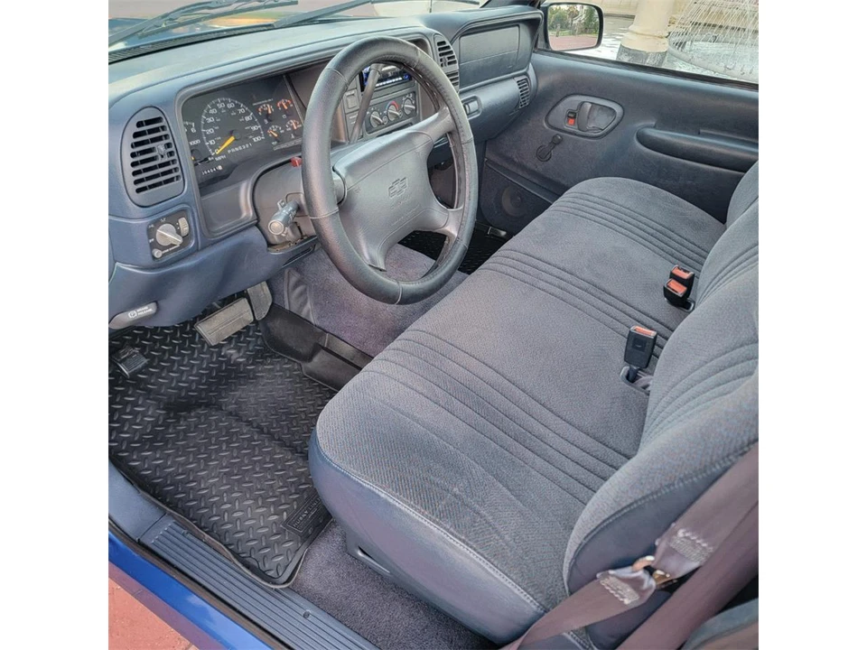 1997 Chevrolet C/K 4th Gen - Image 21 of 31