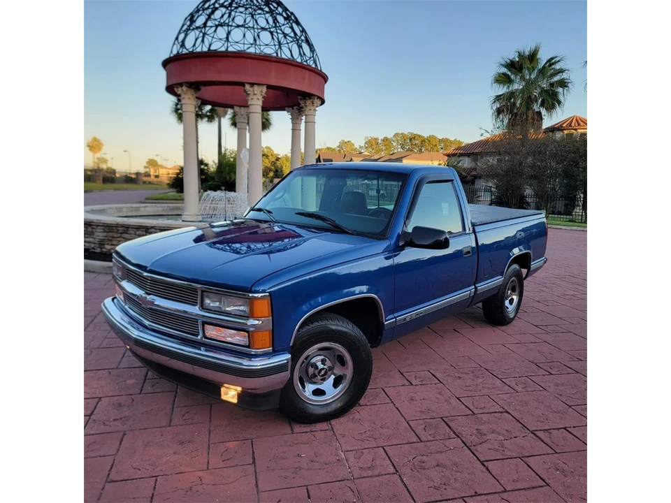 1997 Chevrolet C/K 4th Gen - Image 4 of 31