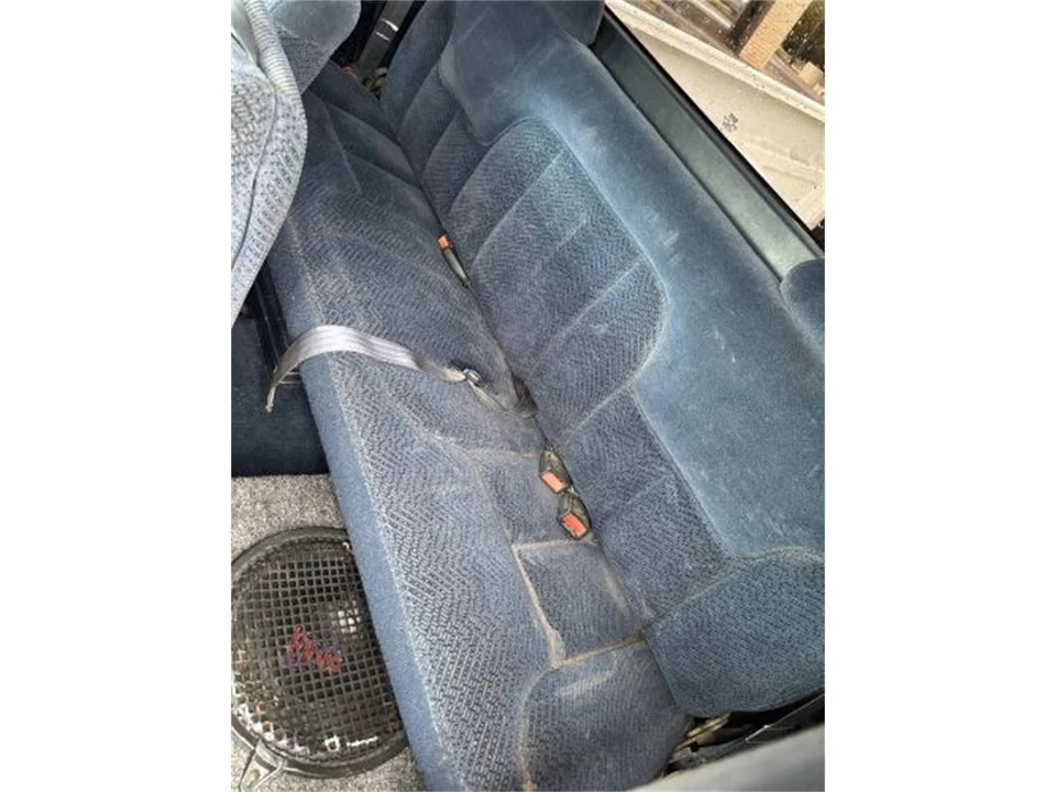 1997 Chevrolet C/K 4th Gen - Image 2 of 6