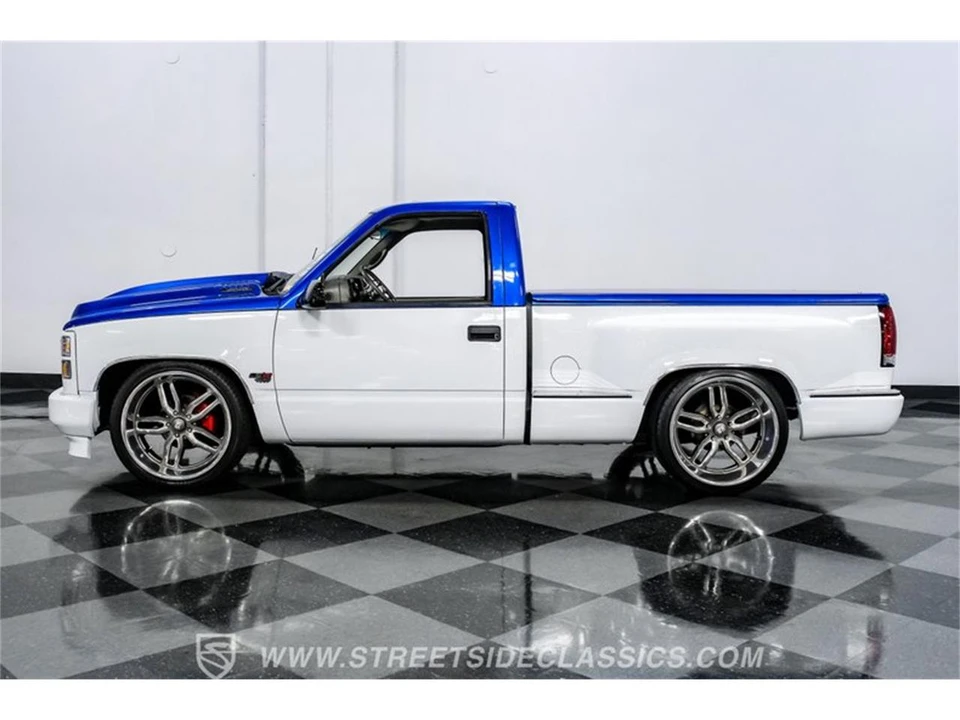 1997 Chevrolet C/K 4th Gen - Image 2 of 31
