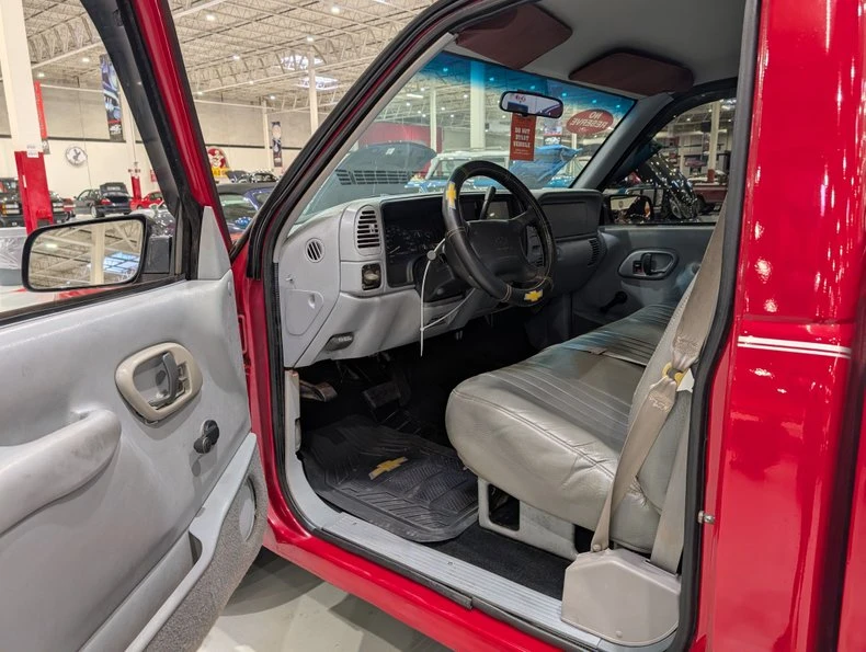 1997 Chevrolet C/K 4th Gen - Image 10 of 15