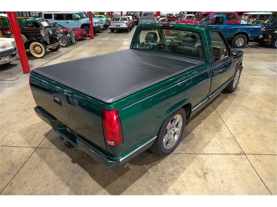 1997 Chevrolet C/K 4th Gen - Image 17 of 31