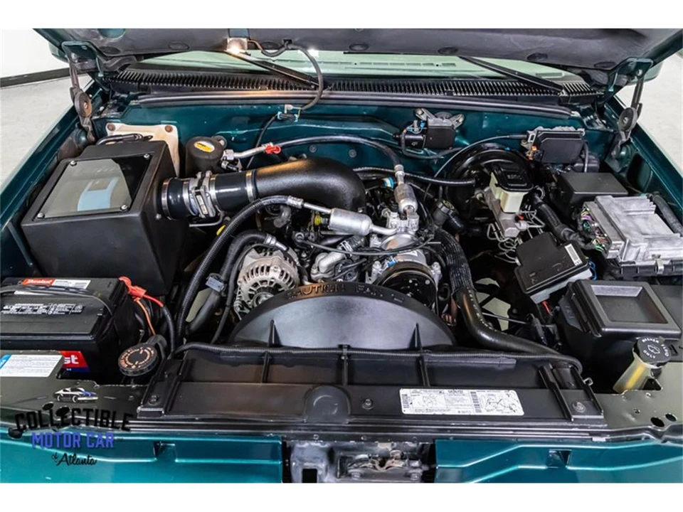 1997 Chevrolet C/K 4th Gen - Image 3 of 31
