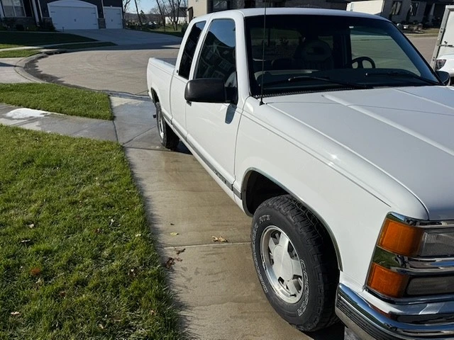 1997 Chevrolet C/K 4th Gen - Image 2 of 18