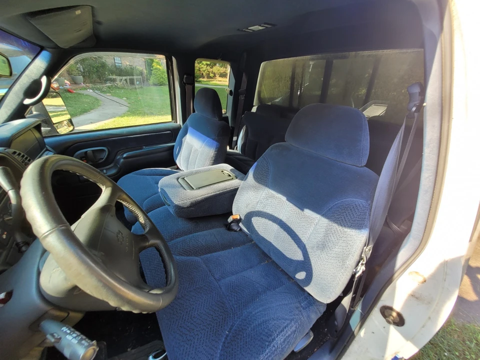 1997 Chevrolet C/K 4th Gen - Image 2 of 10