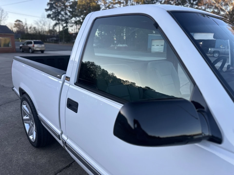1997 Chevrolet C/K 4th Gen - Image 6 of 21
