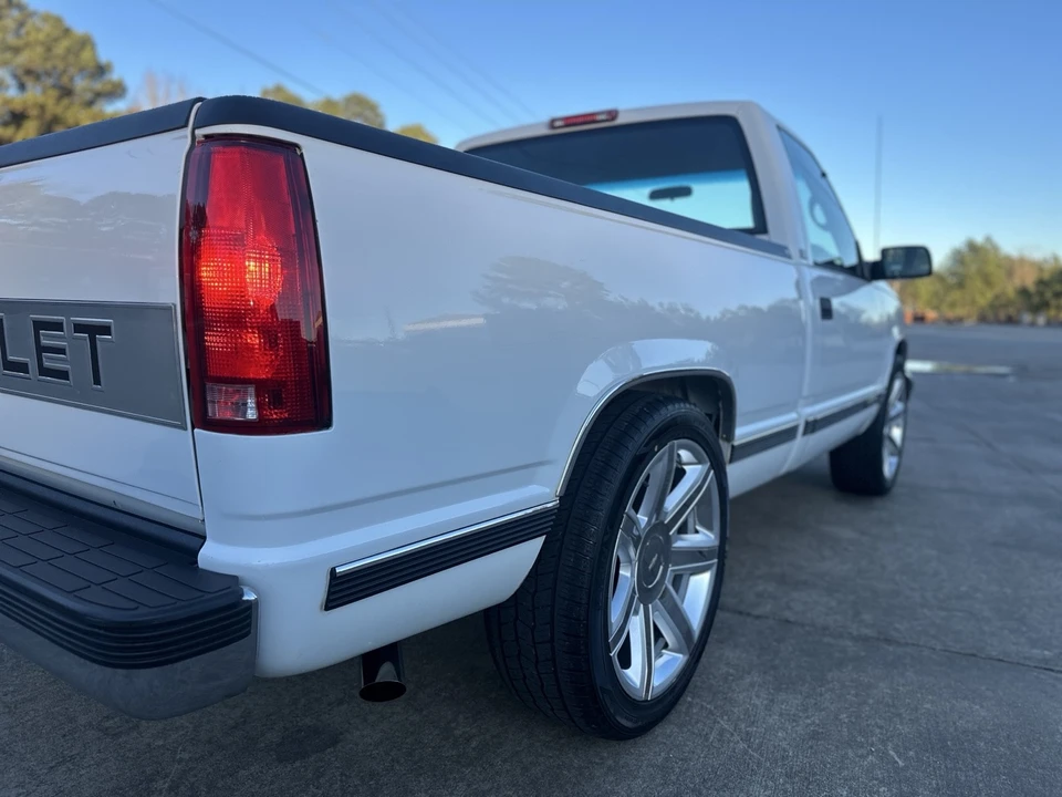1997 Chevrolet C/K 4th Gen - Image 8 of 21