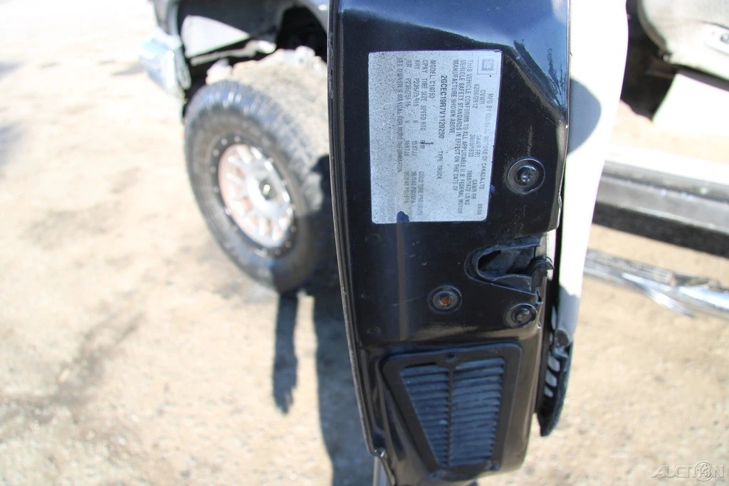 1997 Chevrolet C/K 4th Gen - Image 9 of 21