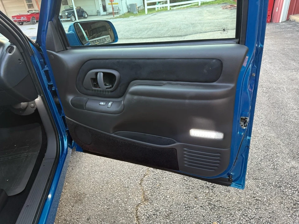 1997 Chevrolet C/K 4th Gen - Image 17 of 21