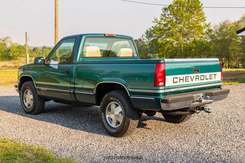 1997 Chevrolet C/K 4th Gen - Image 6 of 12