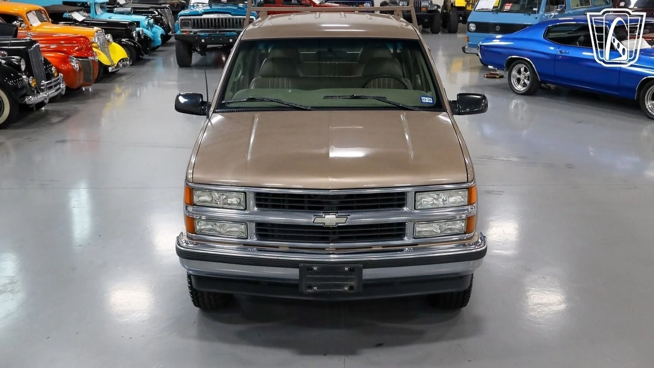 1997 Chevrolet C/K 4th Gen - Image 3 of 12