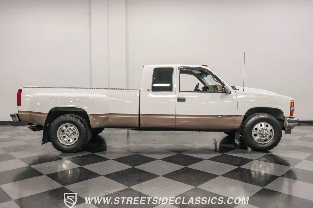 1997 Chevrolet C/K 4th Gen - Image 3 of 21