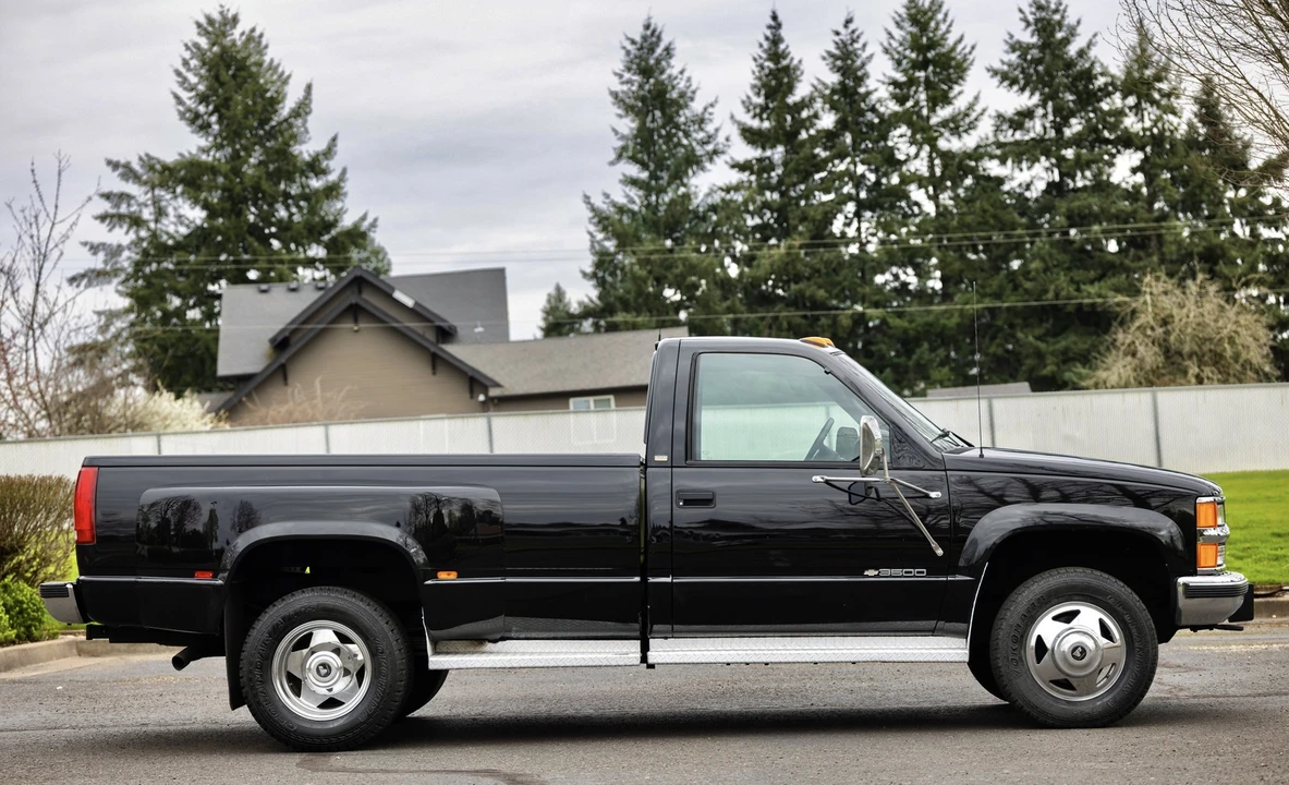 1997 Chevrolet C/K 4th Gen - Image 9 of 12