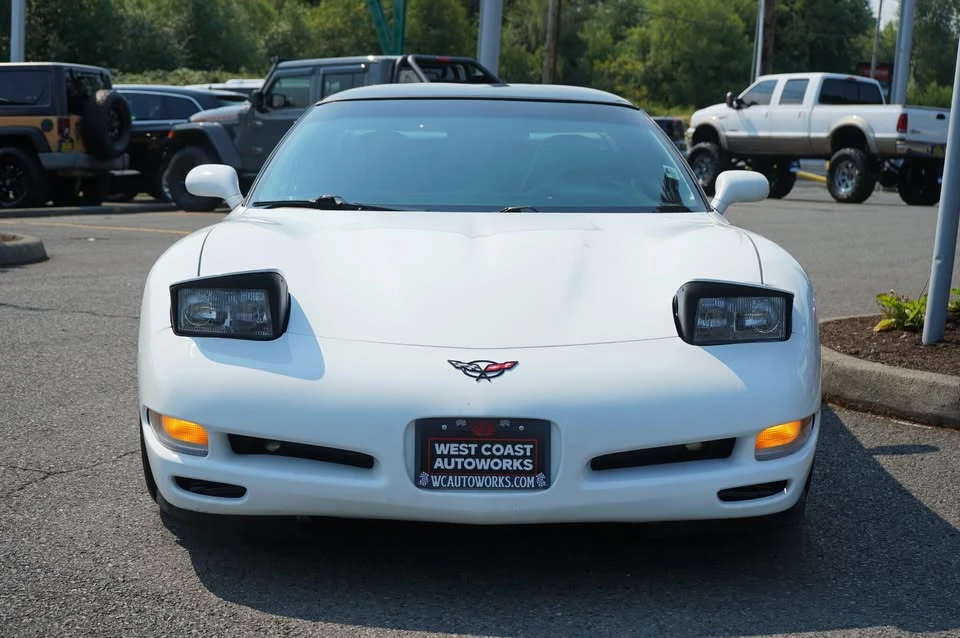1997 Chevrolet Corvette C5 - Image 2 of 18