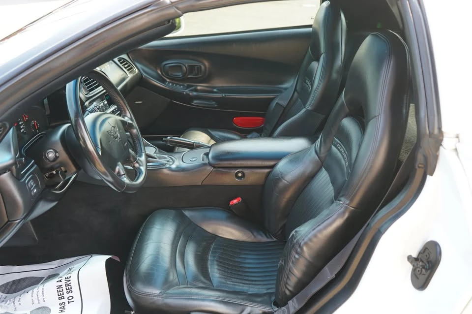 1997 Chevrolet Corvette C5 - Image 10 of 18