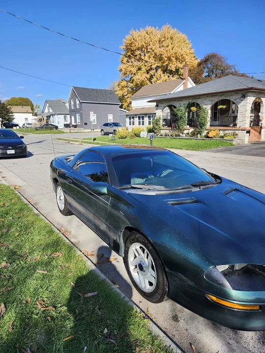 1997 Chevrolet Camaro 4th Gen - Image 2 of 10