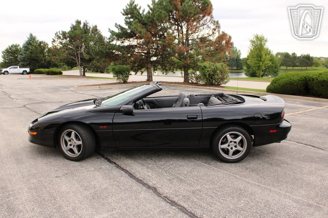 1997 Chevrolet Camaro 4th Gen - Image 6 of 12