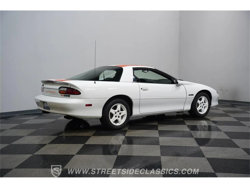 1997 Chevrolet Camaro 4th Gen - Image 11 of 31