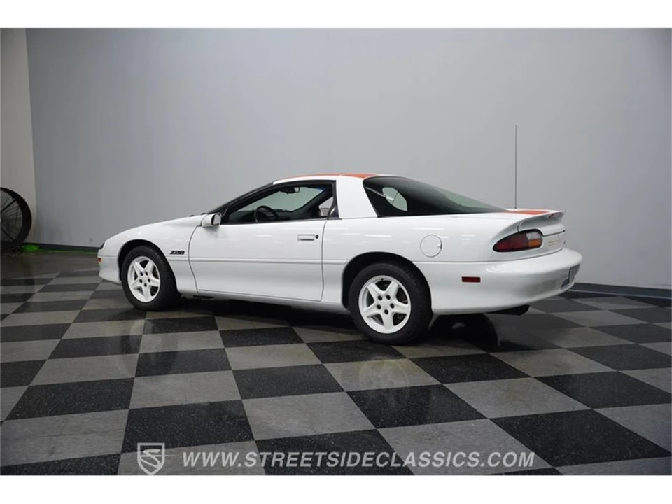 1997 Chevrolet Camaro 4th Gen - Image 7 of 31