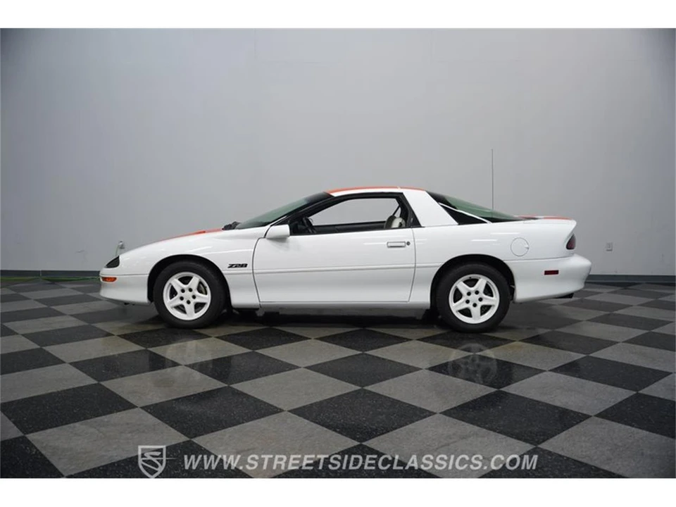1997 Chevrolet Camaro 4th Gen - Image 6 of 31