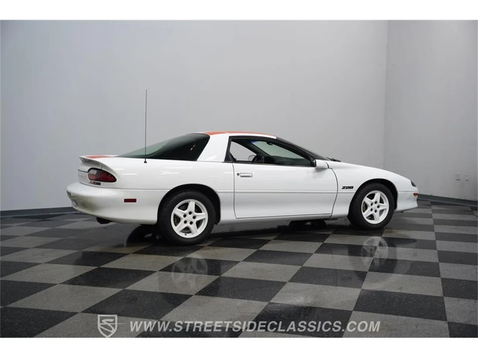 1997 Chevrolet Camaro 4th Gen - Image 12 of 31