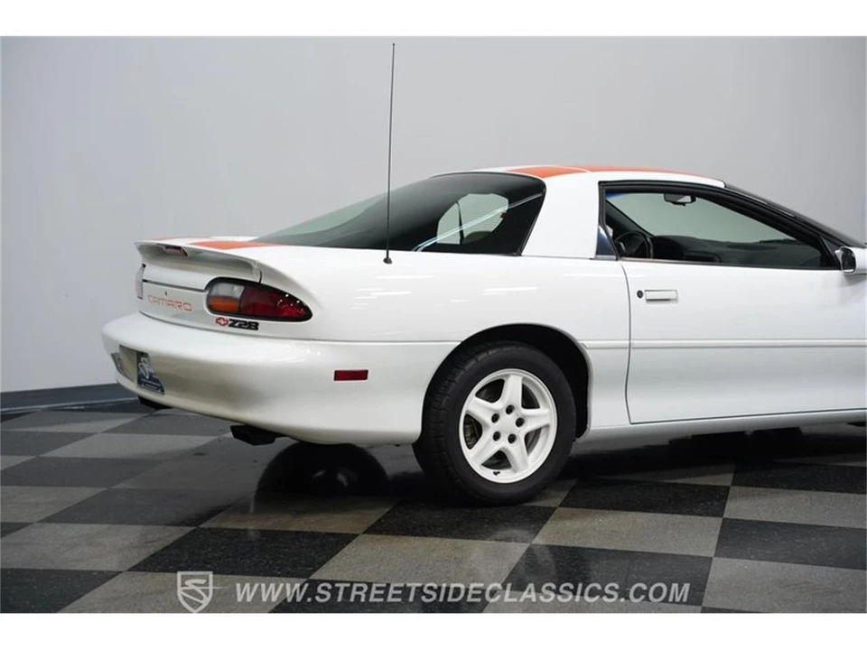 1997 Chevrolet Camaro 4th Gen - Image 24 of 31