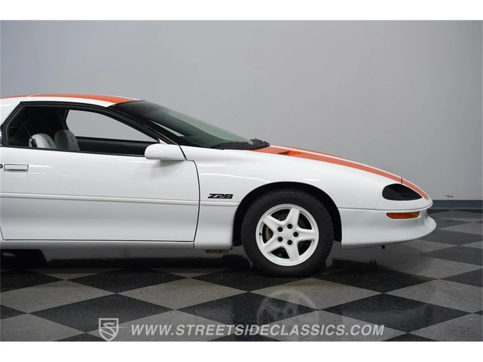1997 Chevrolet Camaro 4th Gen - Image 28 of 31