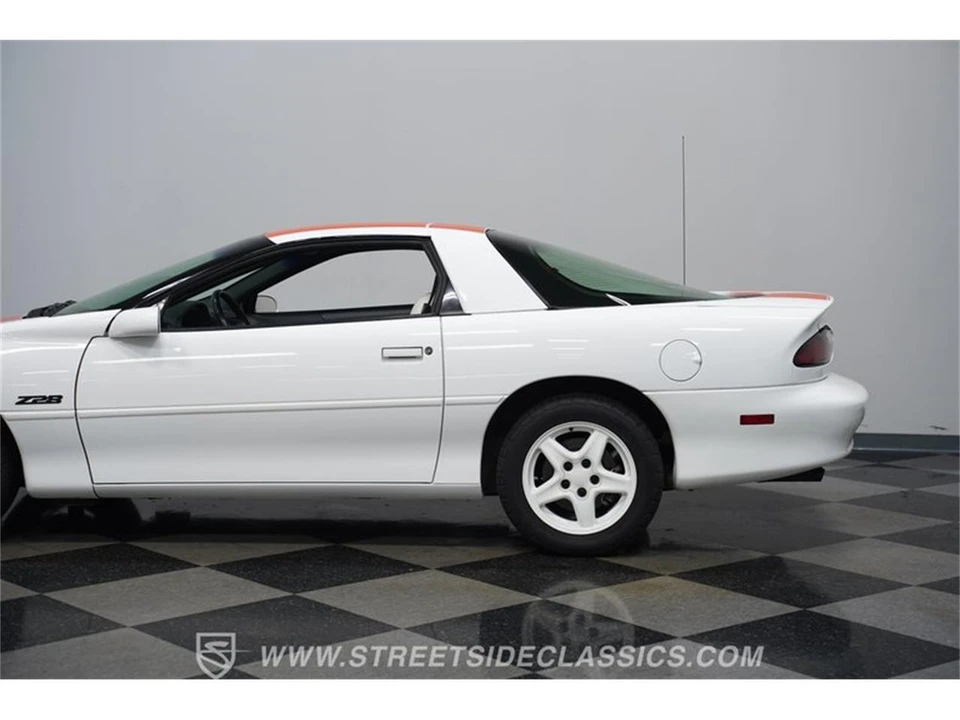 1997 Chevrolet Camaro 4th Gen - Image 22 of 31