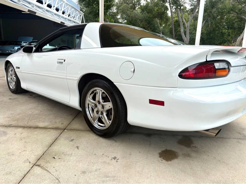 1997 Chevrolet Camaro 4th Gen - Image 15 of 31