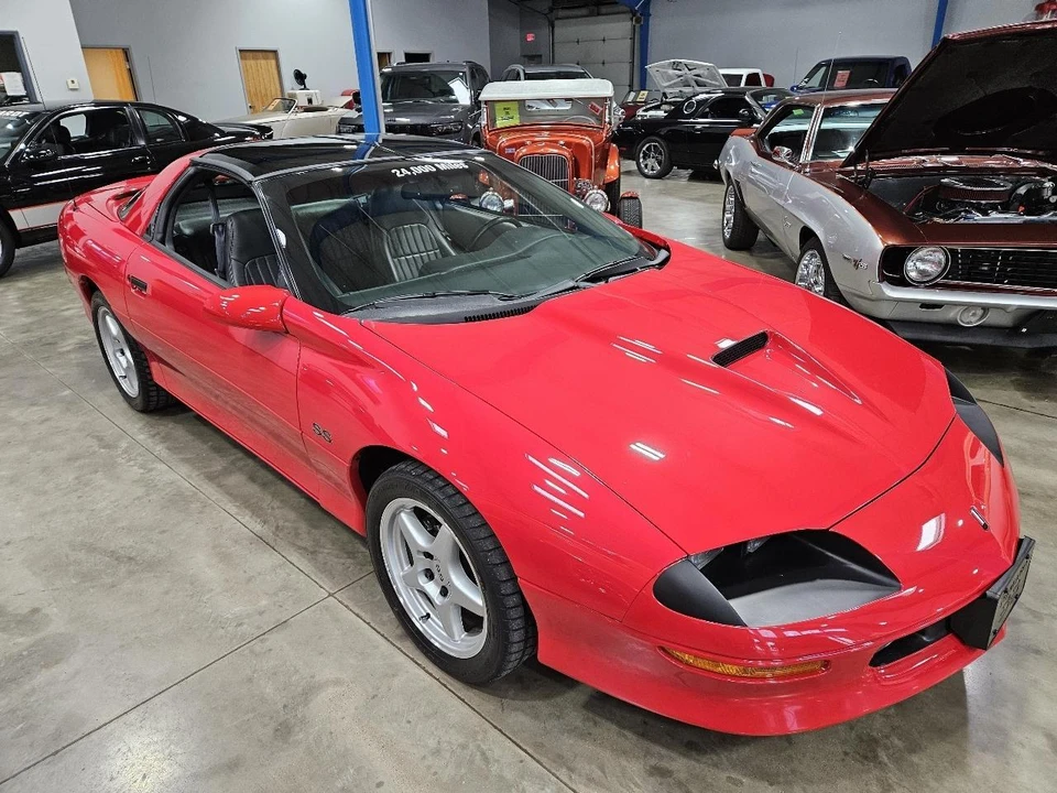 1997 Chevrolet Camaro 4th Gen - Image 8 of 16