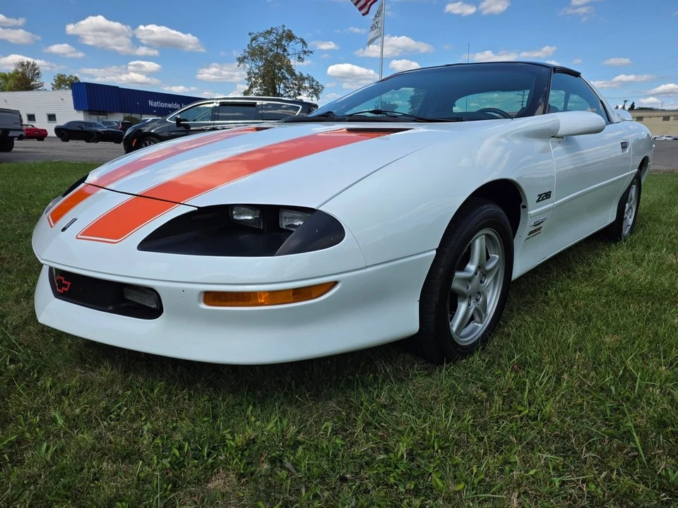 1997 Chevrolet Camaro 4th Gen - Image 2 of 21