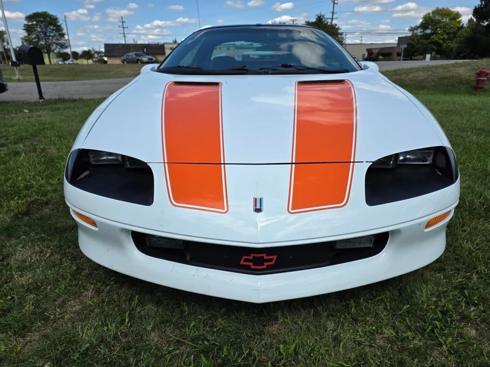 1997 Chevrolet Camaro 4th Gen - Image 4 of 21