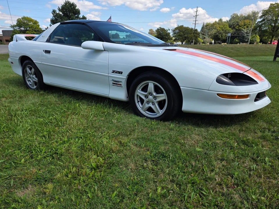 1997 Chevrolet Camaro 4th Gen - Image 6 of 21