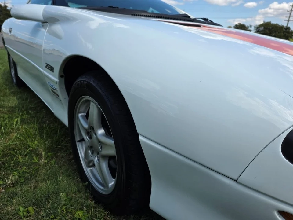 1997 Chevrolet Camaro 4th Gen - Image 7 of 21
